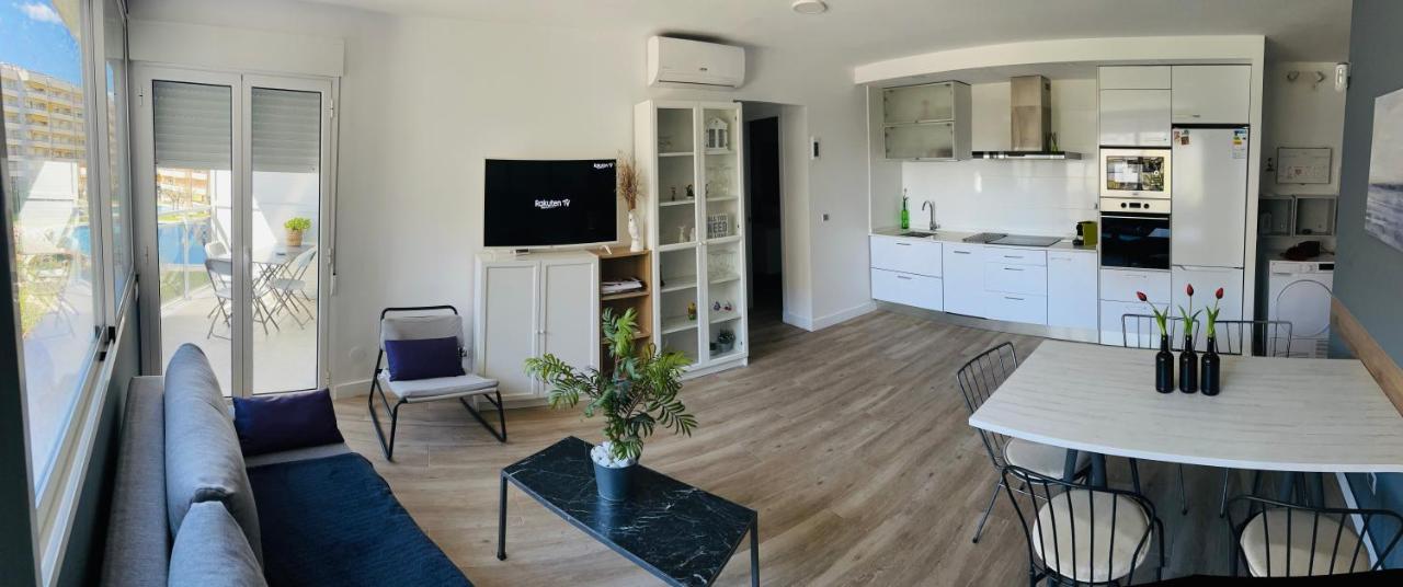 Delux Apartament Салоу Экстерьер фото