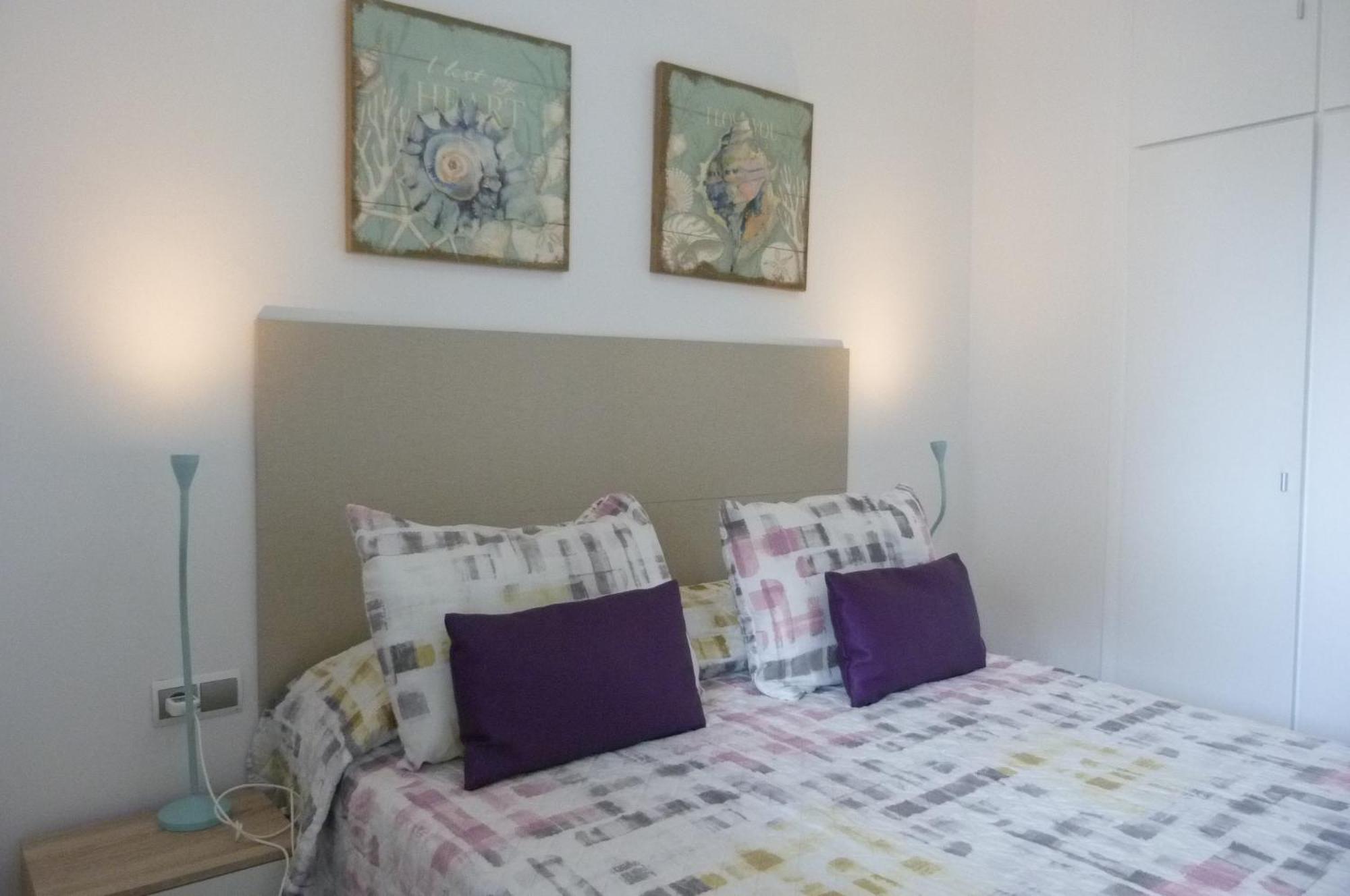 Delux Apartament Салоу Экстерьер фото