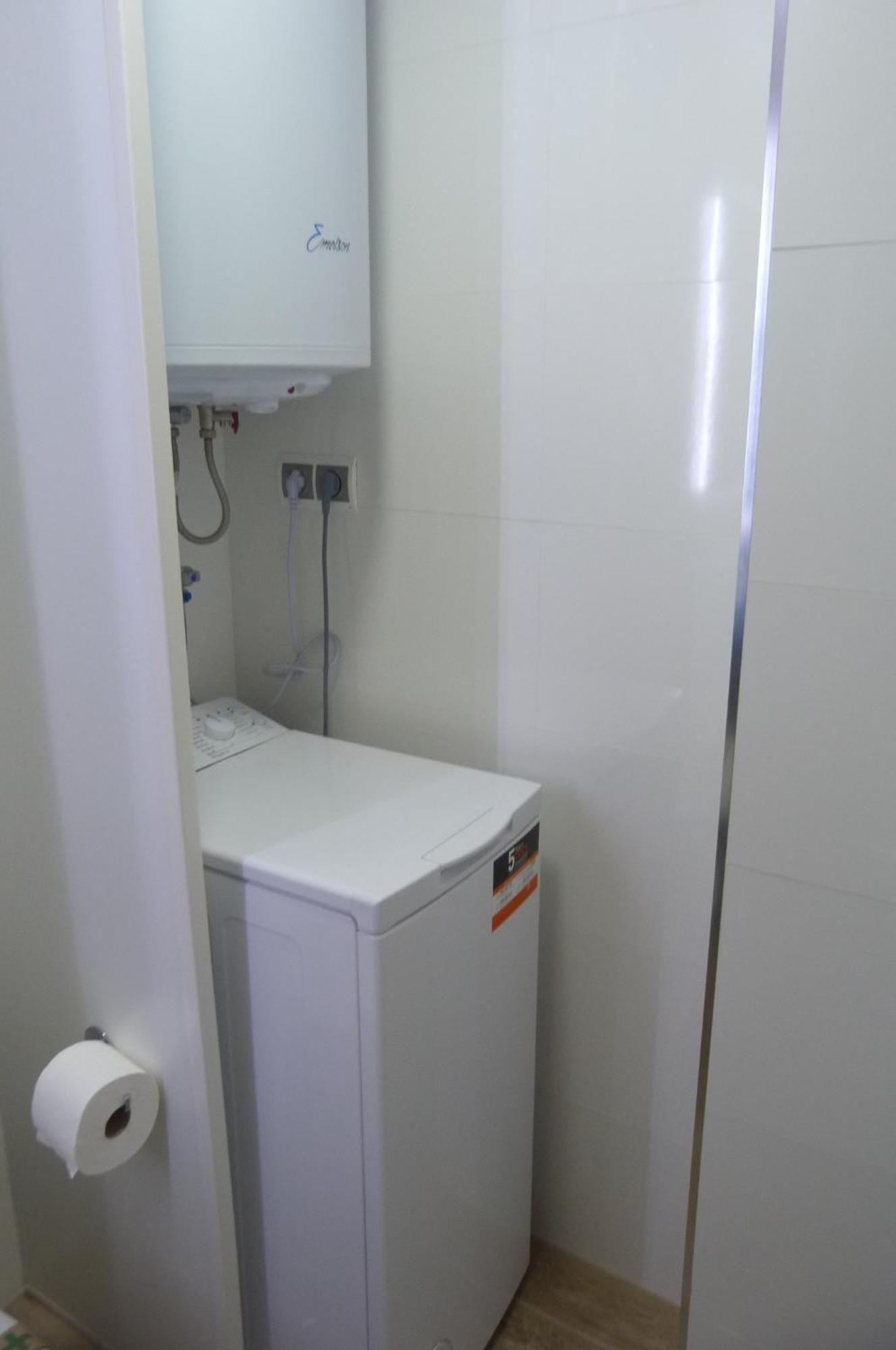 Delux Apartament Салоу Экстерьер фото